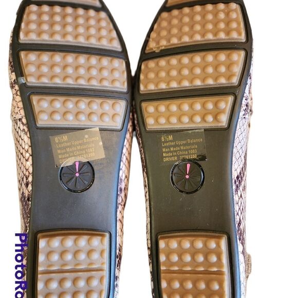 NEW Issac Mizrahi snake skin loafers - Picture 4 of 4